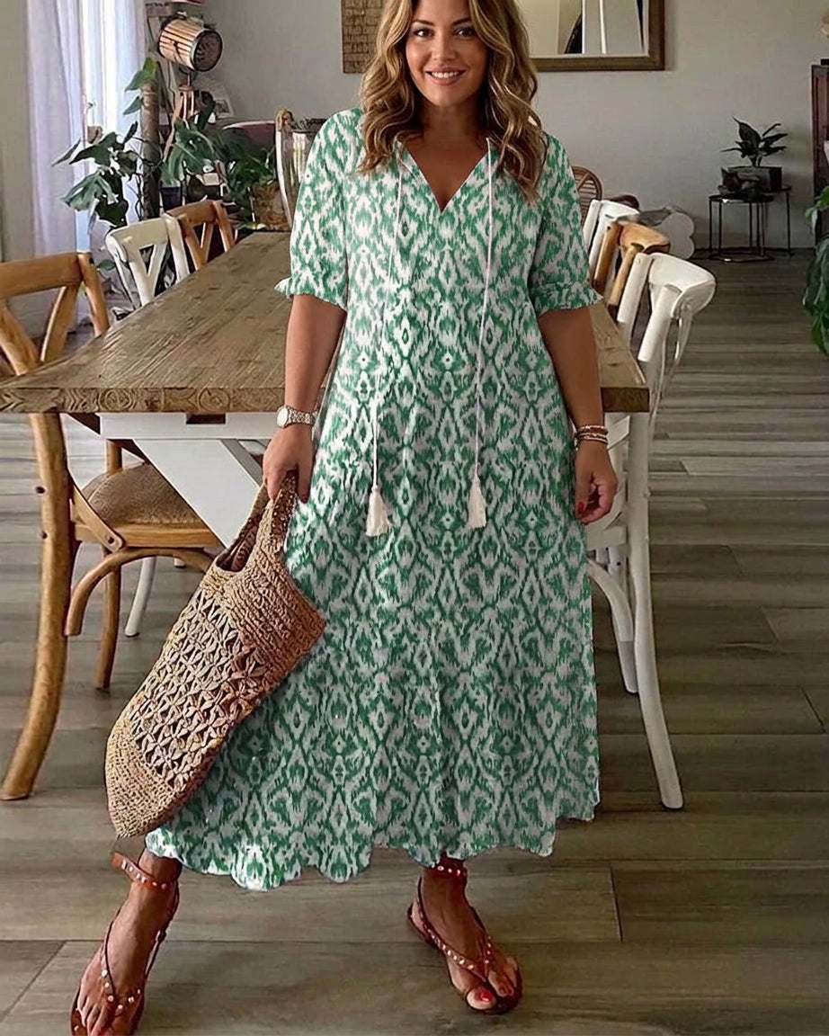 Michaela - Boho Tummy Coverage Dress - Plus size model