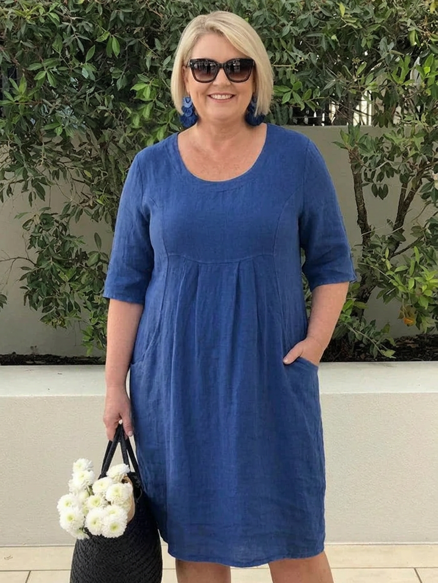 Calista | Linen Dress - Plus size model