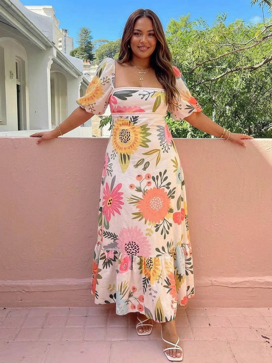 Ivy | Holiday Square Neck Floral Print Maxi Dress - Plus size model