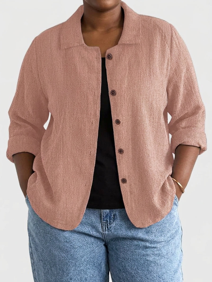 Ashleigh | Elegant Top - Plus size model