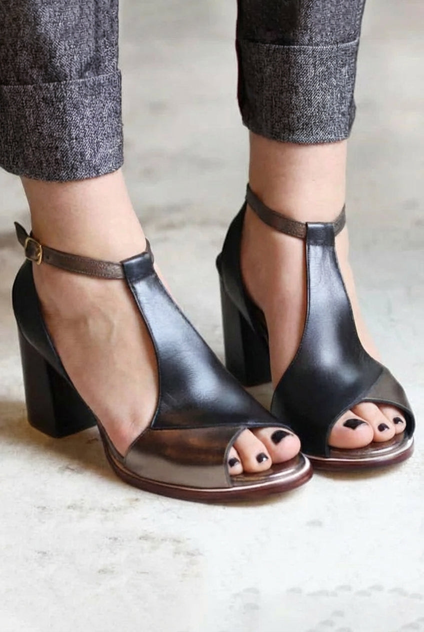 ELEGANT SANDALS WITH LOW HEEL - Plus size model