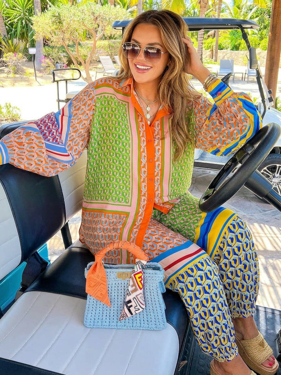 Josephine | Tropical Look Colorful Unique Shirt - Plus size model