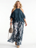 Elegant two-piece chiffon set - Plus size model