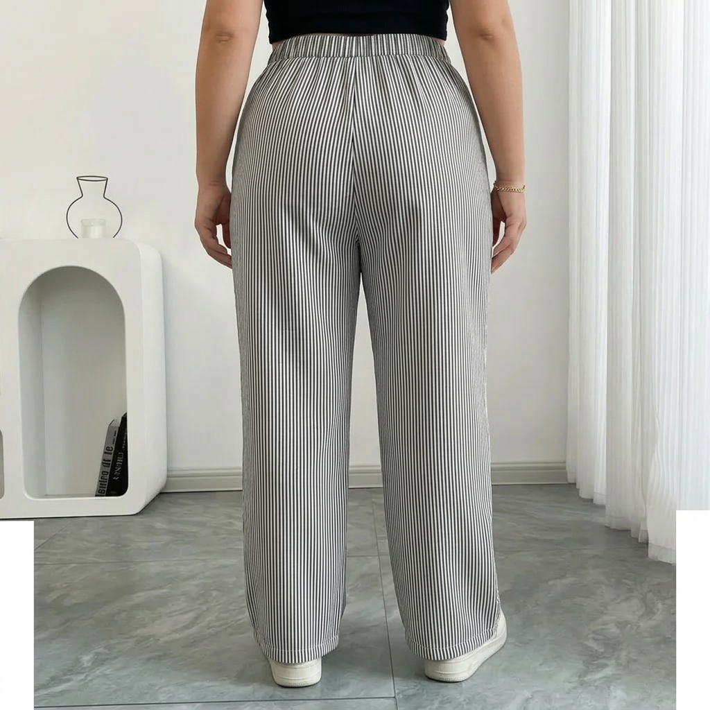 Amber | Striped Pant With Pockets - Plus size model