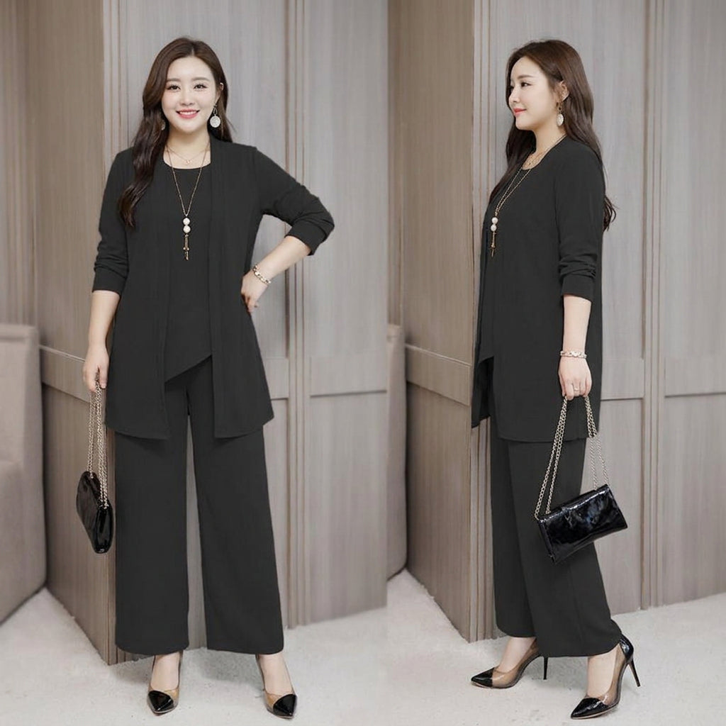 Alison - Plus-Size Three-Piece Suit - Plus size model