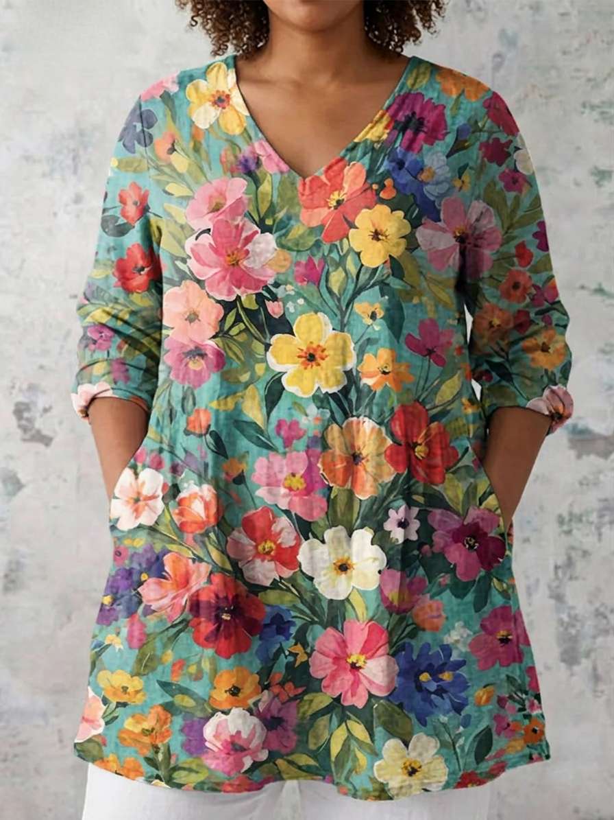Nora | Long Blouse with V-Neck - Plus size model