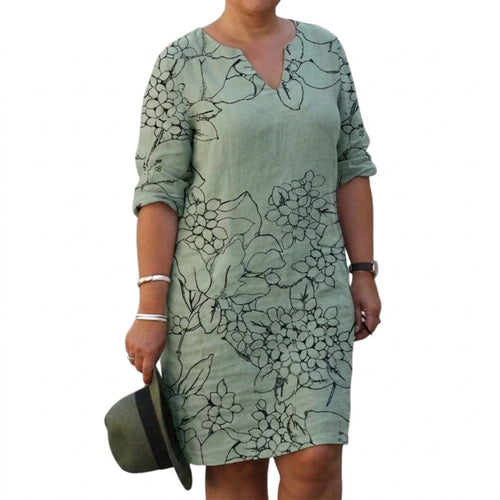 Alina Printed  Dress: Effortless Everyday Comfort - Plus size model