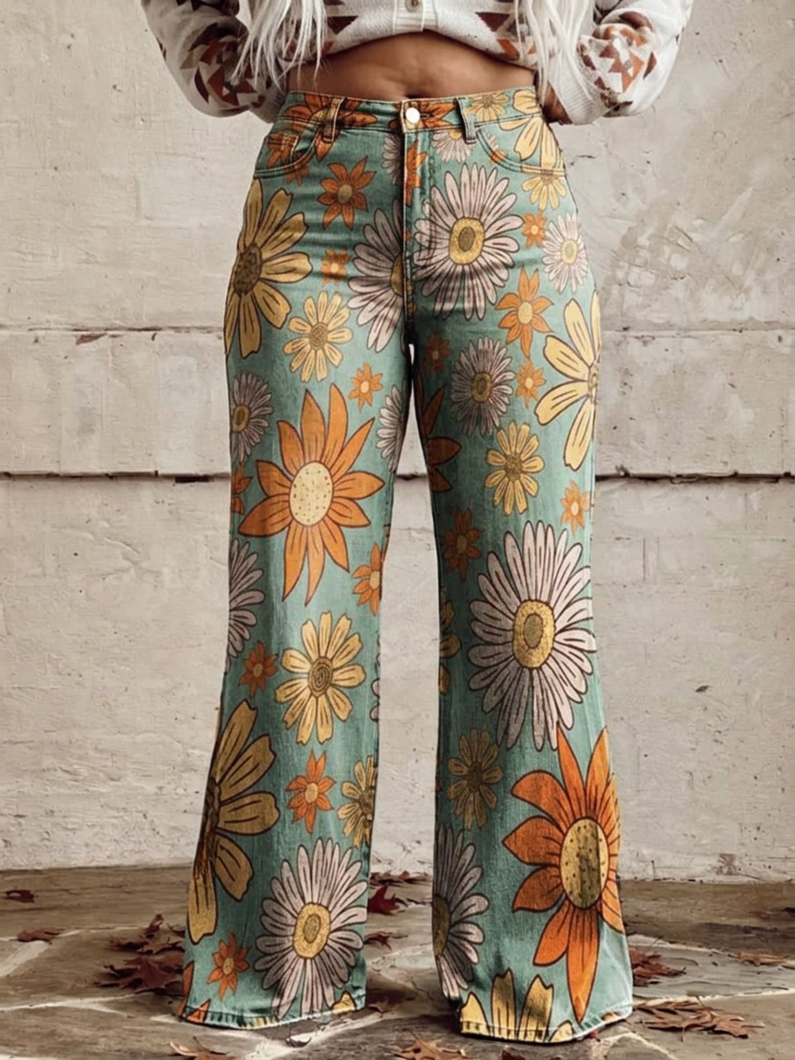 Cirilla - Palazzo Pants Floral - Plus size model