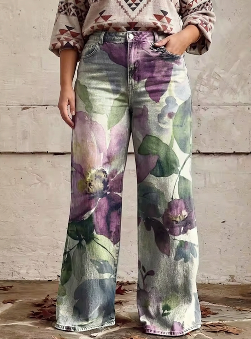 Alessia - Boho Retro Chic Pants - Plus size model