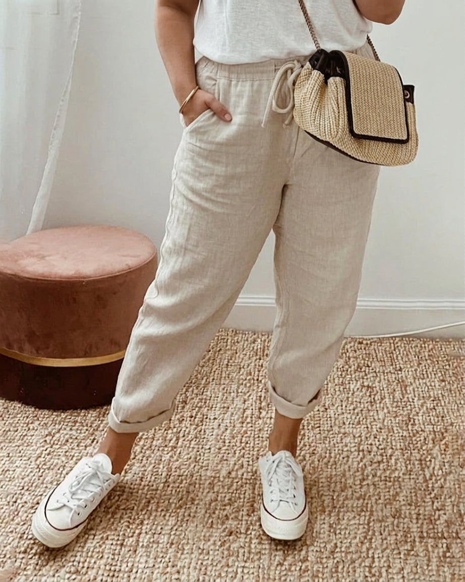 Remy | Casual & Elegant Waistband Trouser - Plus size model