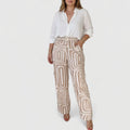 Kira | Elegant Two-Piece Set (INCLUDING A FREE BELT) - Plus size model