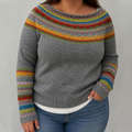 Charlotte - Retro Scandinavian knitted sweater - Plus size model