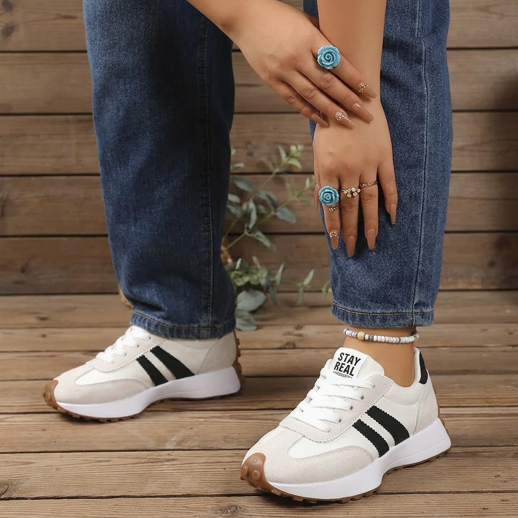 Women's Lace-Up Retro Low-Top Sneakers - Plus size model
