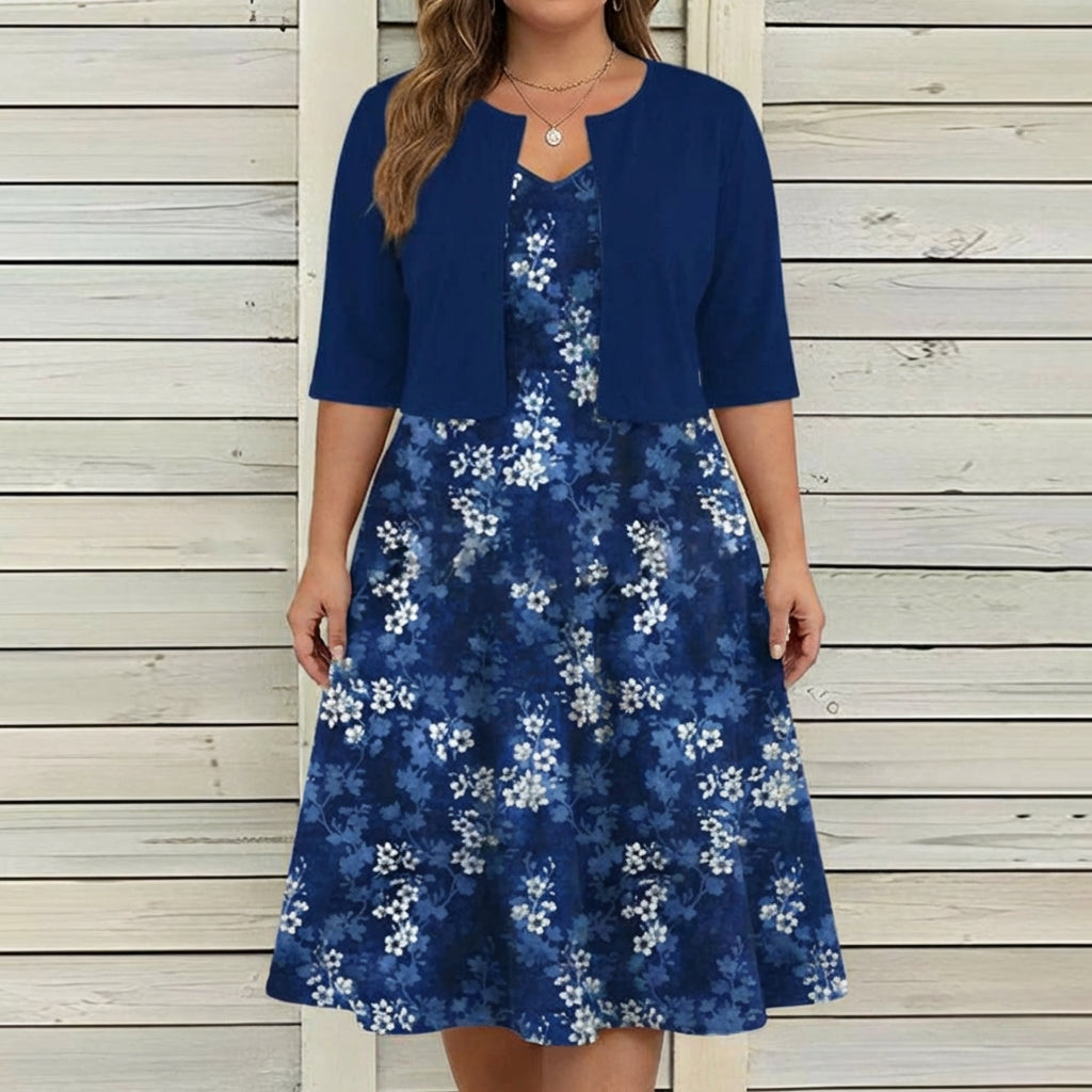 Aleah - Charm Floral Dress - Plus size model