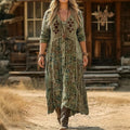 Abigail | Vintage-Inspired Long Sleeve Casual Dress - Plus size model