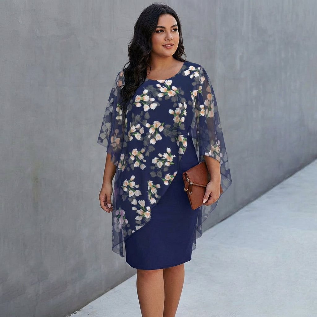 JULIANNA - Printed Elegant Dress - Plus size model