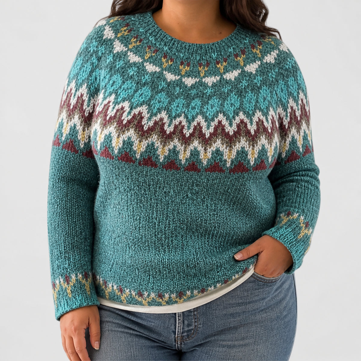 Victoria - Casual & Cozy Sweater - Plus size model