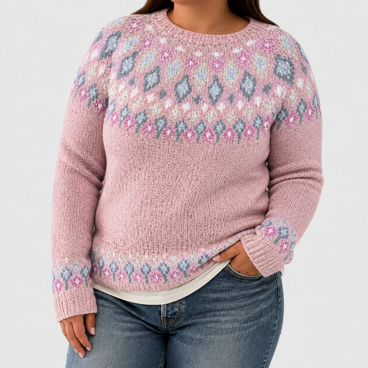 Victoria - Casual & Cozy Sweater - Plus size model