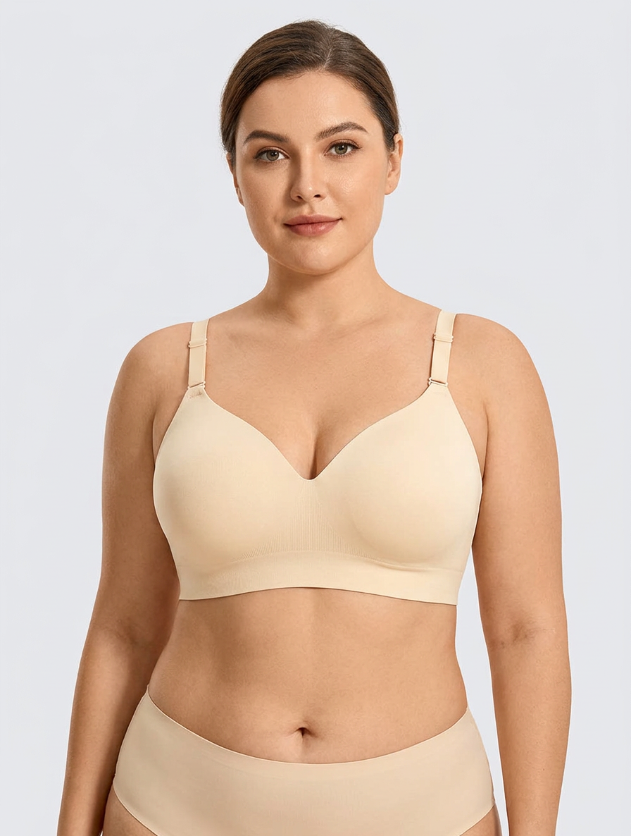 Shaping Bra Without Underwire - Plus size model
