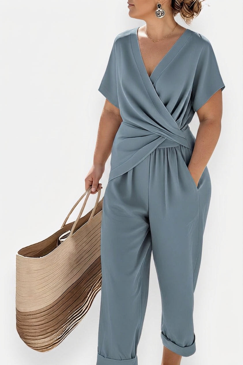 Jessicaa - Co-ord Set Elegant Two-Piece - Plus size model