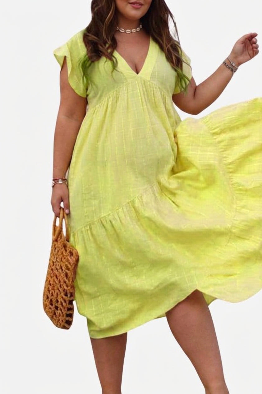 Trinity - V Neck Midi Dress - Plus size model