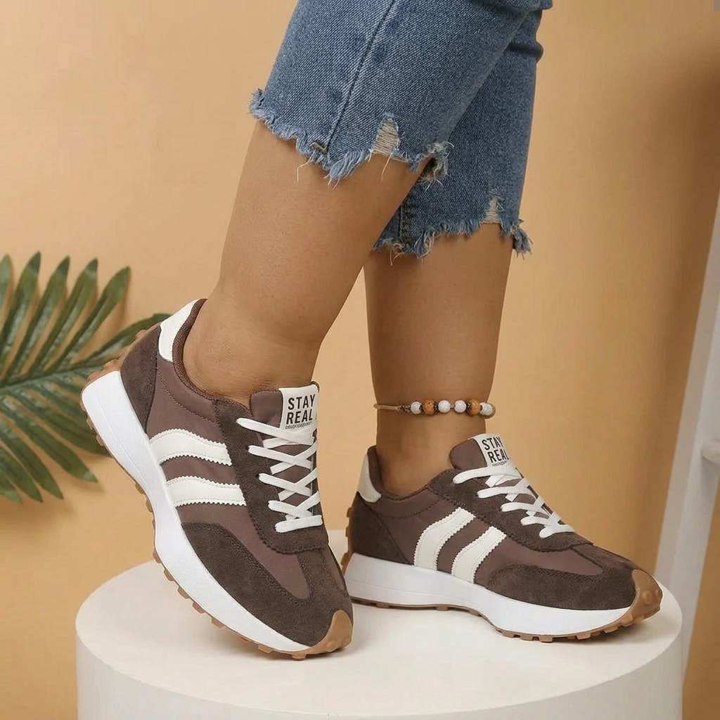 Women's Lace-Up Retro Low-Top Sneakers - Plus size model