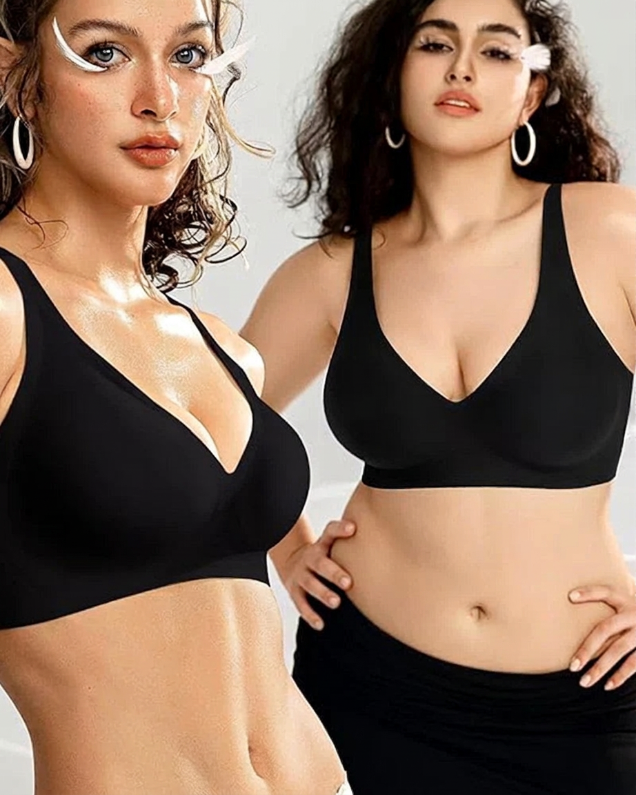 Seamless Gel Bra - Plus size model