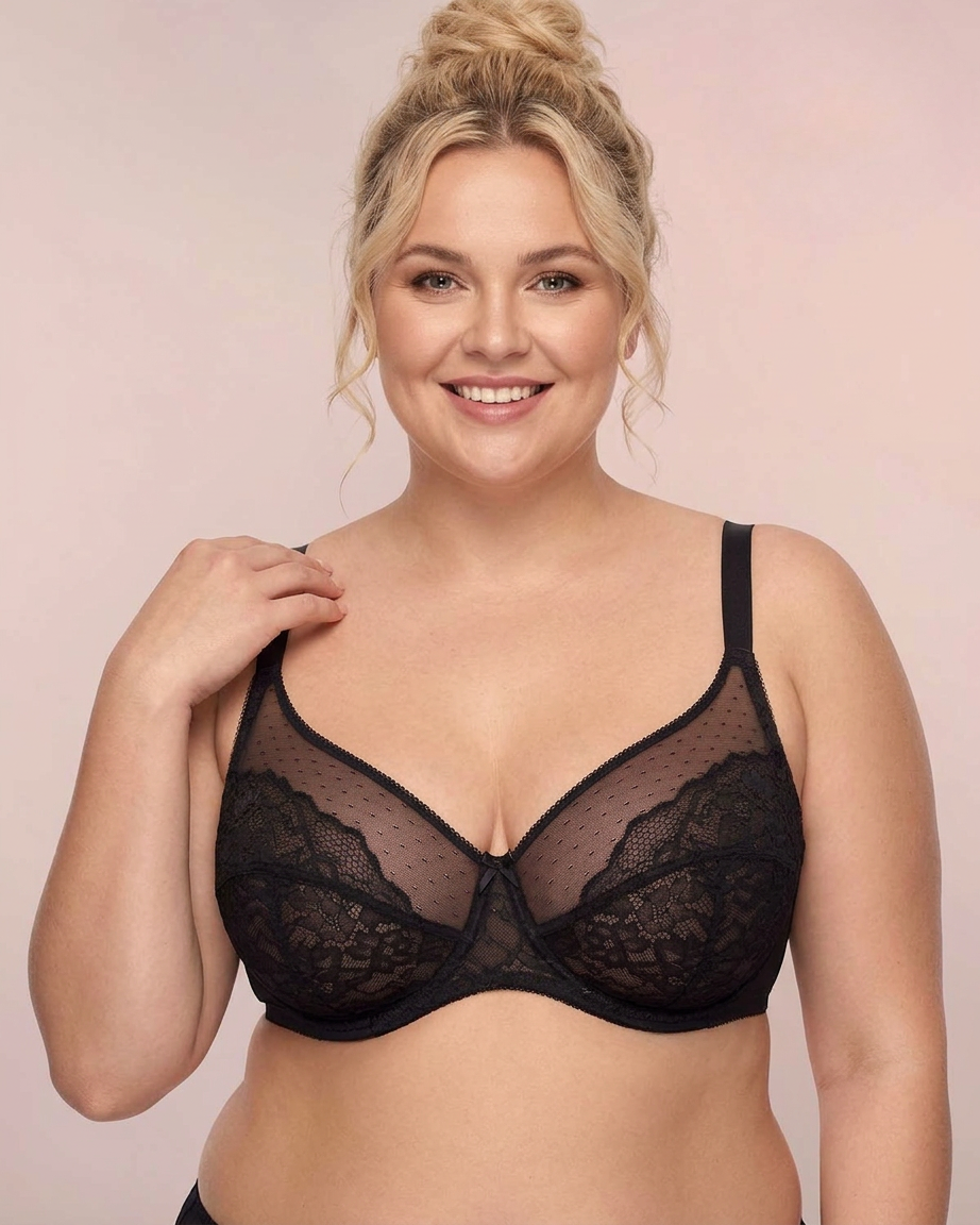 Minimizing Bra Without Lining - Plus size model