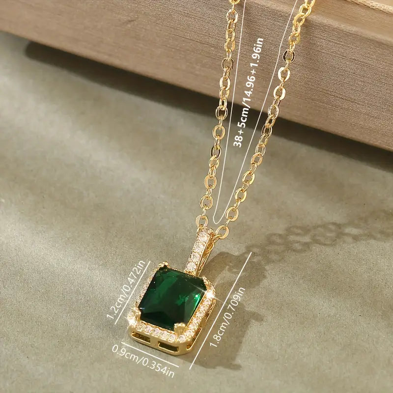 Amelia Emerald Necklace | Gold