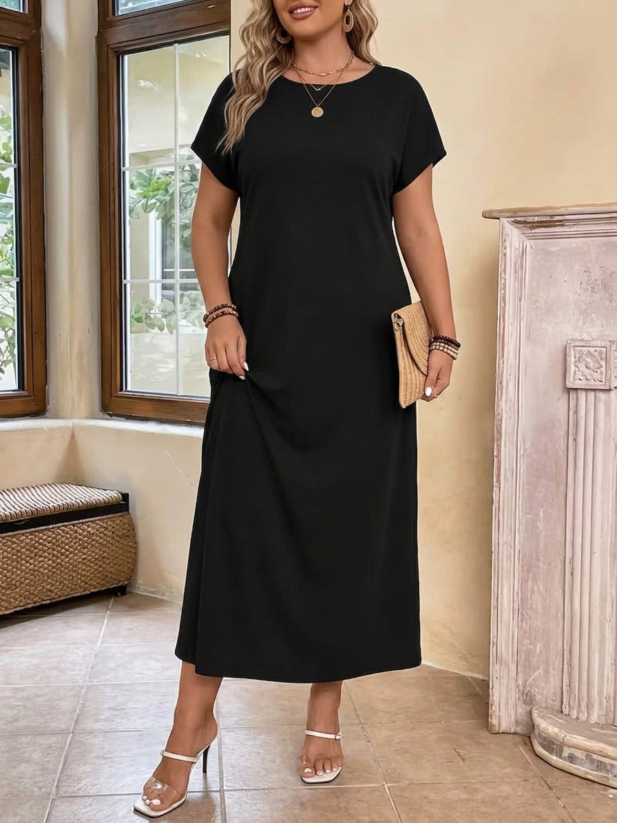 Margaux™ — Elegant and Minimalist Long Dress - Plus size model
