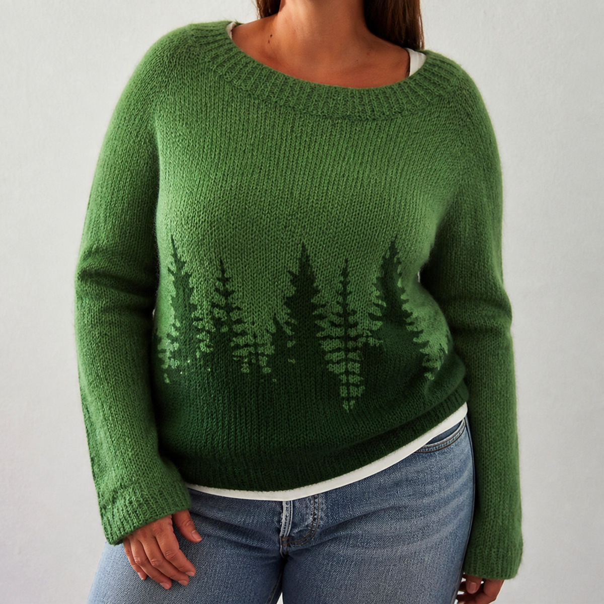 Brooklyn - Retro Scandinavian knitted sweater - Plus size model