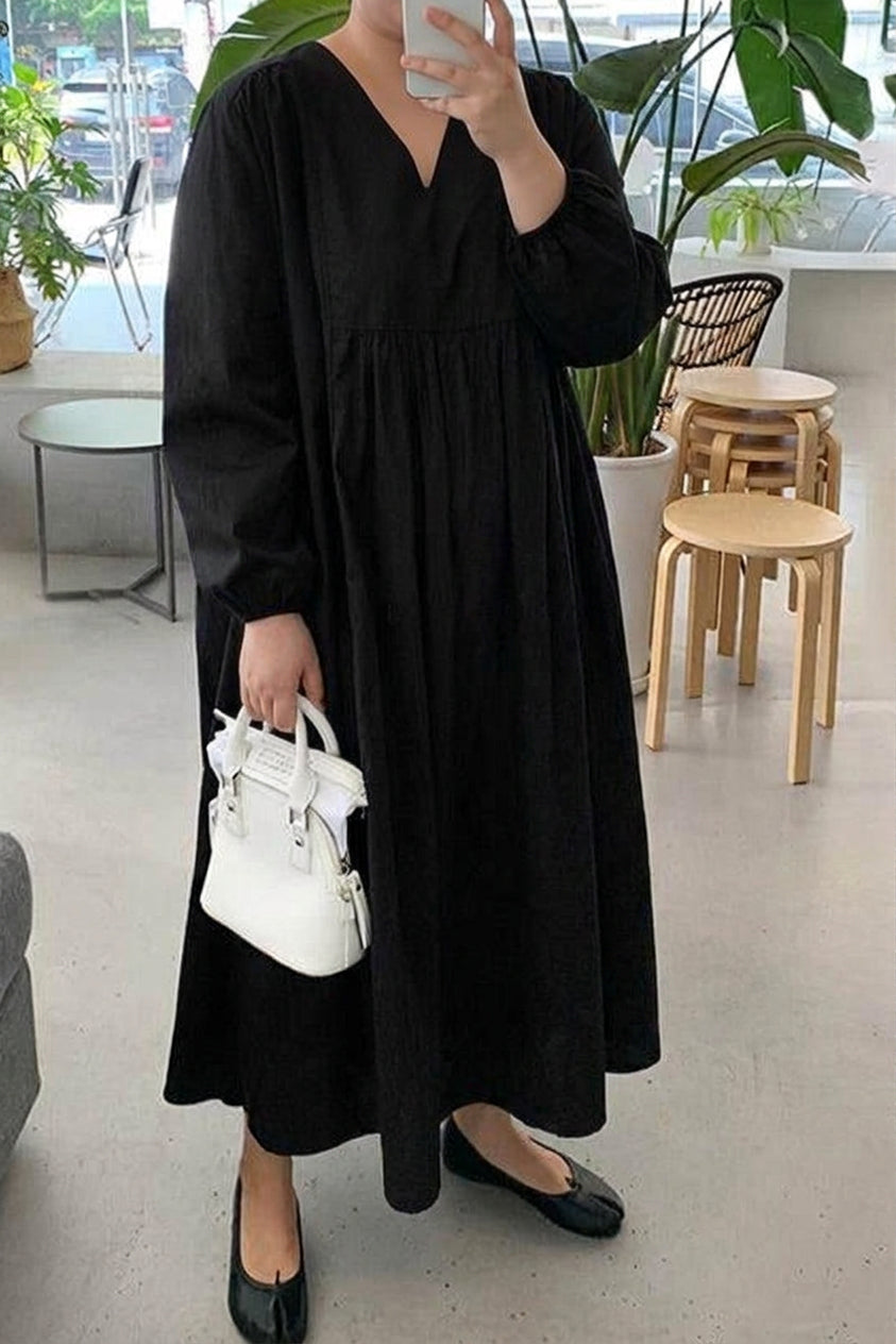 Tiffany - Midi Long Sleeve Dress - Plus size model