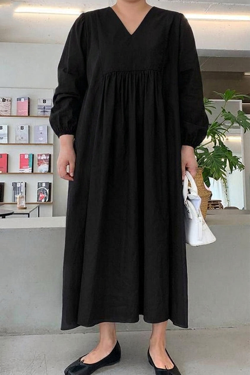 Tiffany - Midi Long Sleeve Dress - Plus size model
