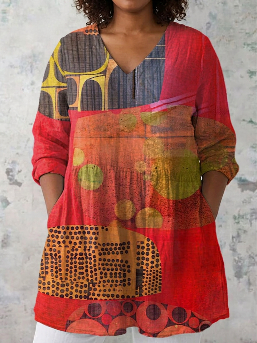 Lucie | Long Blouse with V-Neck - Plus size model