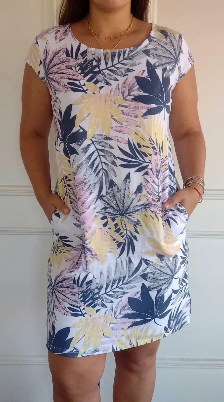 Elowen | Linen Summer Dress - Plus size model