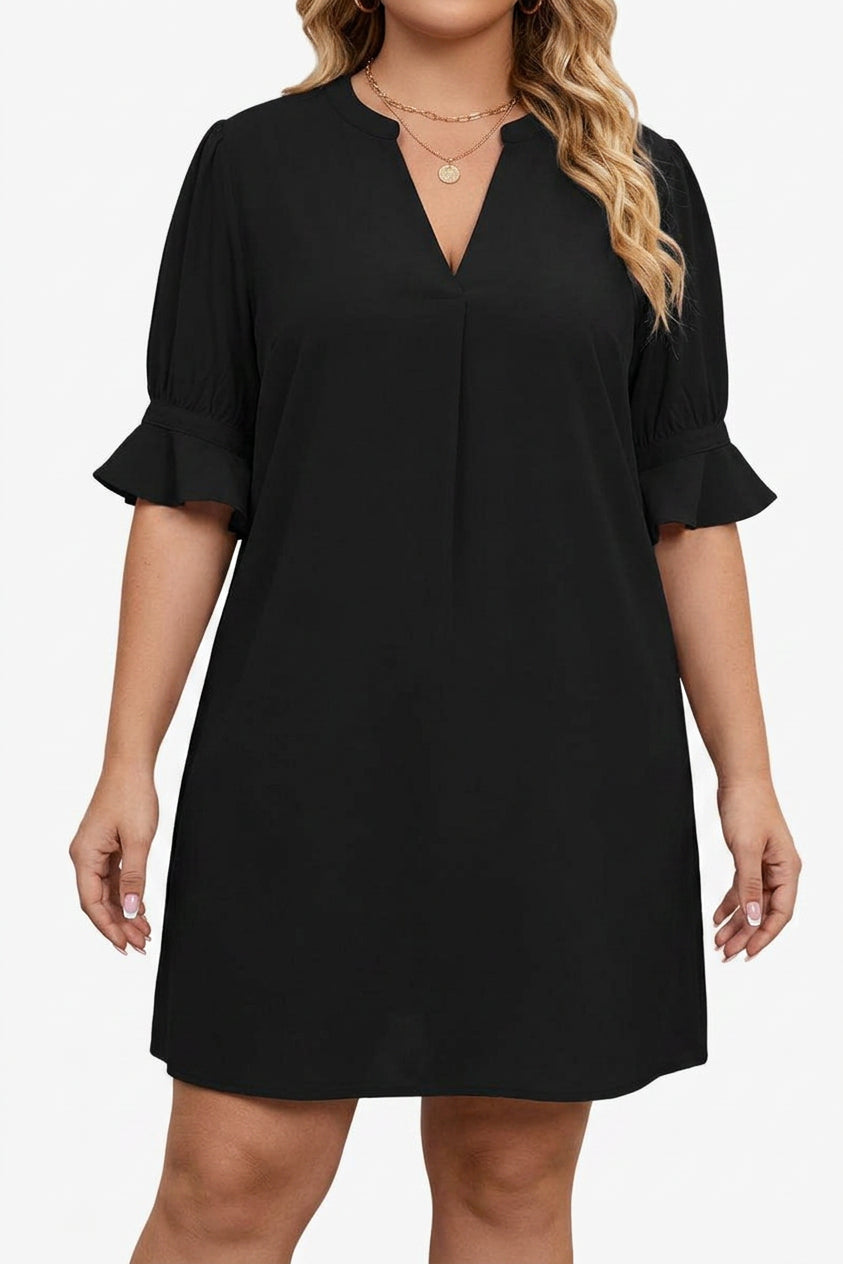 Alexis - Casual Ruffle Dress - Plus size model