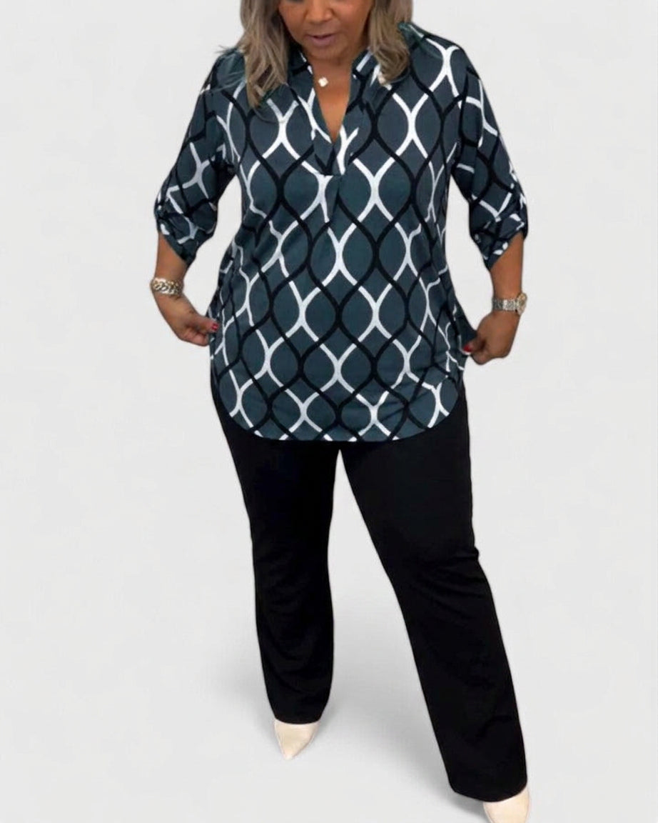 Ella | Elegant Blouse - Plus size model