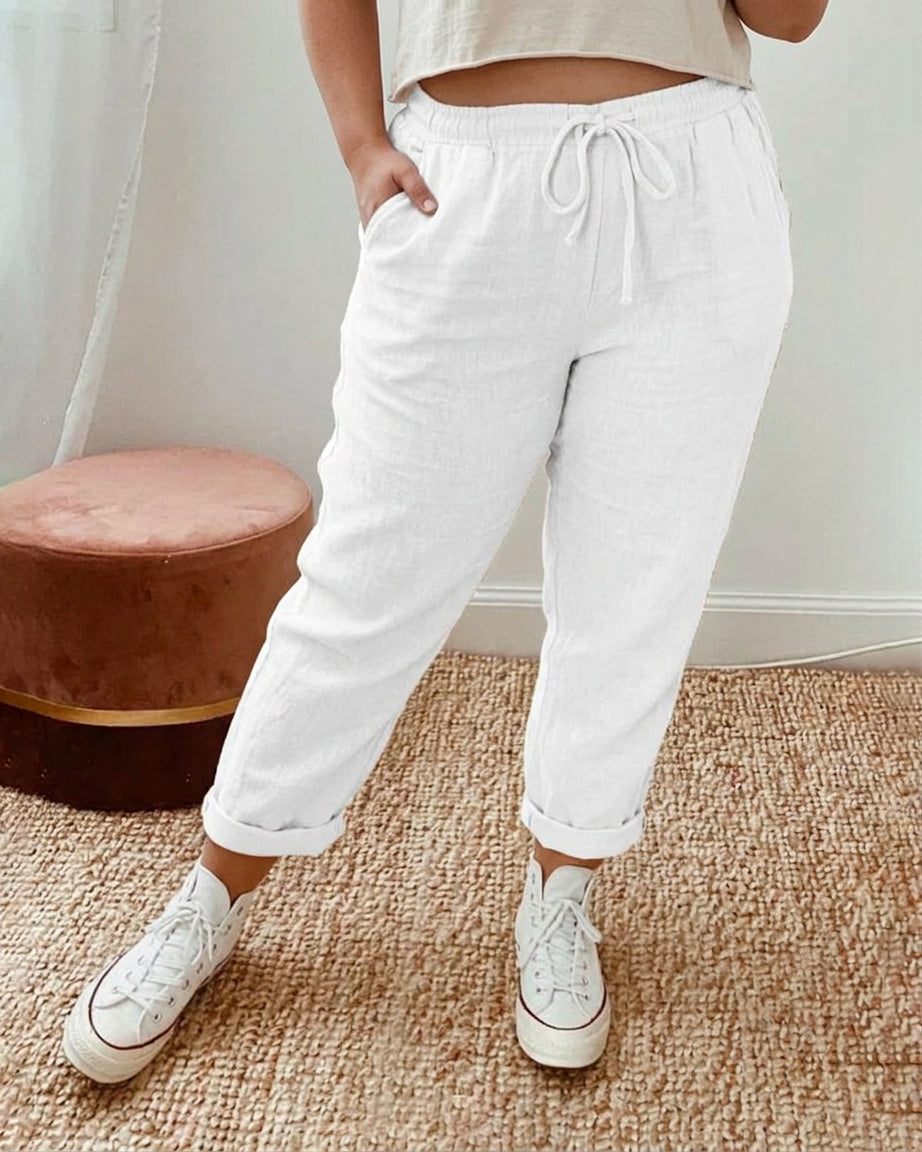 Remy | Casual & Elegant Waistband Trouser - Plus size model