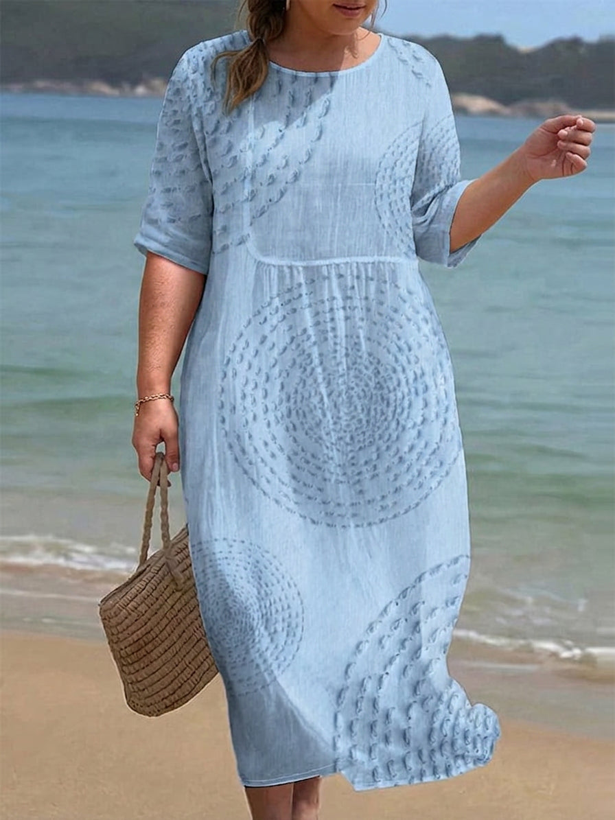 Kiara - Elegant Casual Dress - Plus size model