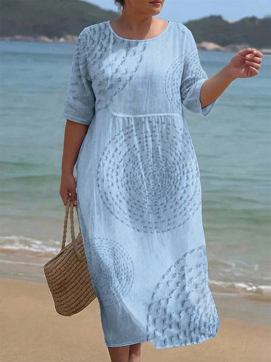 Ophelia - Elegant Casual Dress - Plus size model