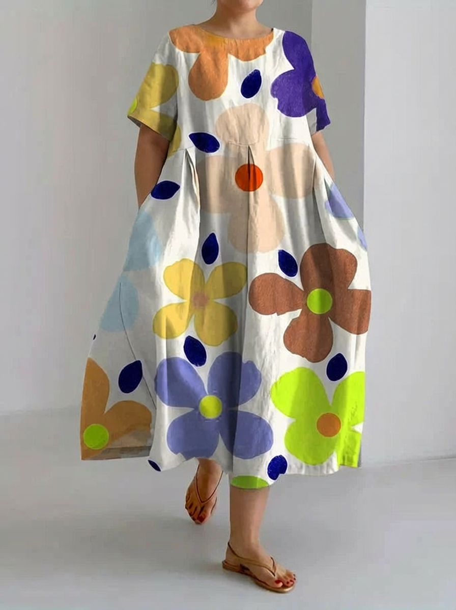 Women's Retro Botanical Floral Design Printed Casual Loose Dress - Plus size model
