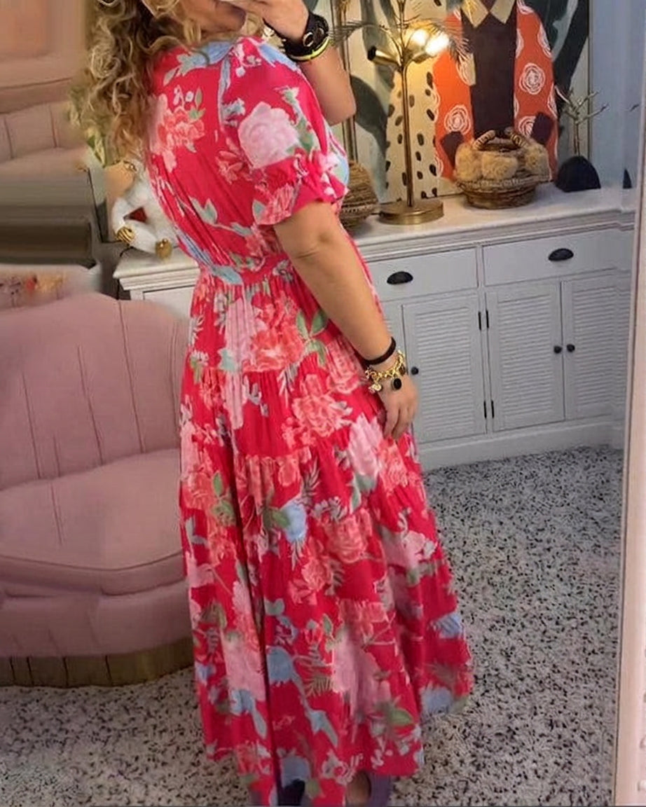 Elara | Floral Maxi Dress - Plus size model