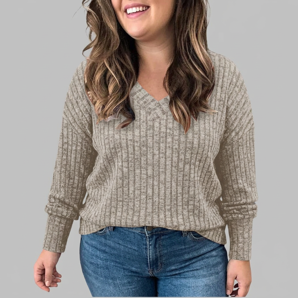 Calliope | V-Neck Long Sleeve Top - Plus size model