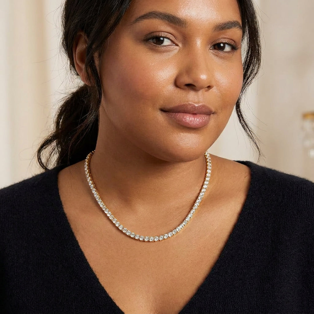 Tennis Necklace | Gold - Plus size model