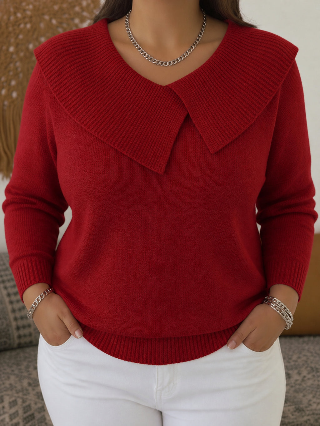 Sunnora | Warm Sweater with Soft Collar - Plus size model