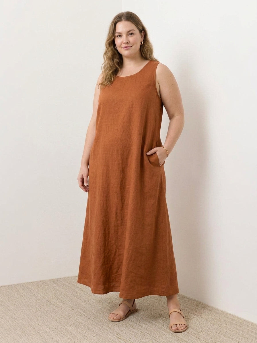 Ella - Cotton Linen Sleeveless Dress - Plus size model