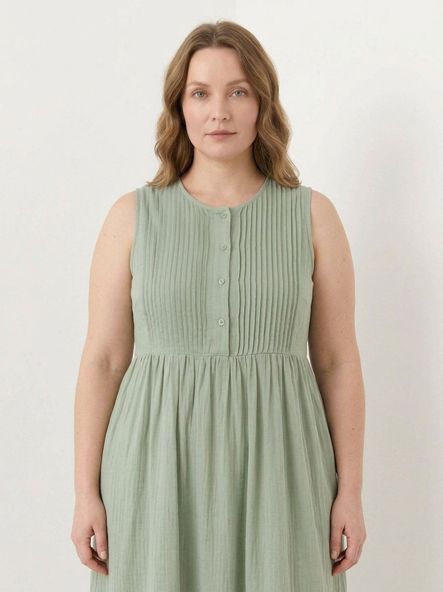 Addison - Cotton Linen Midi Dress - Plus size model