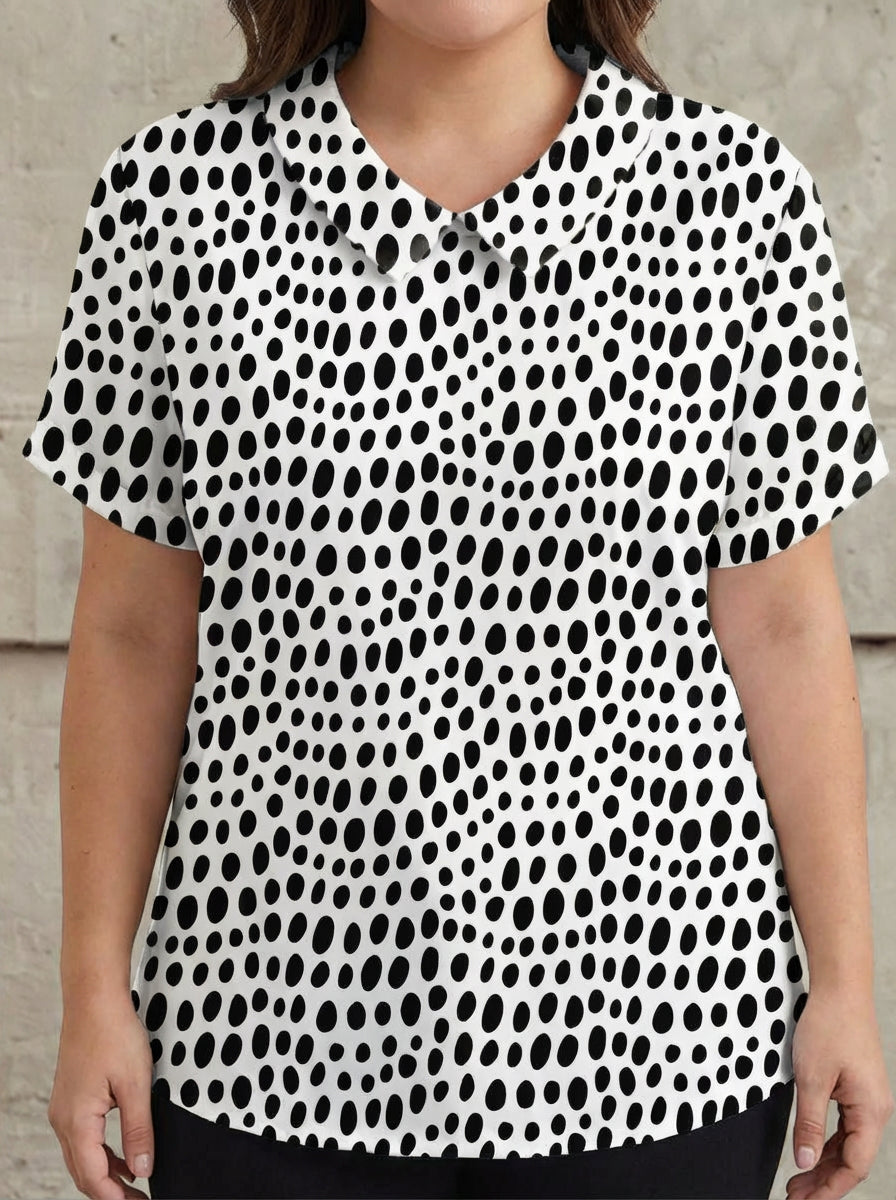 Lily | Polka Dot Print Shirt - Plus size model