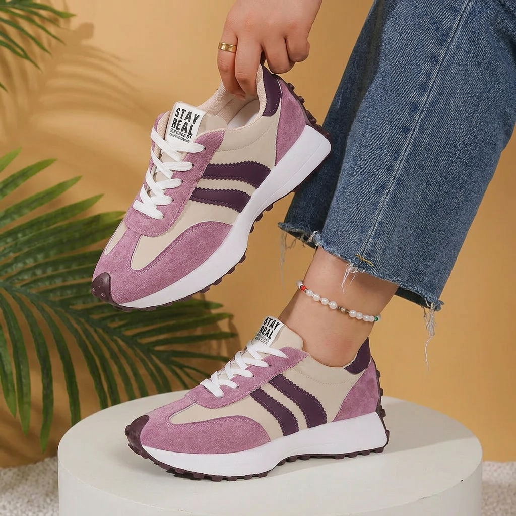Women's Lace-Up Retro Low-Top Sneakers - Plus size model