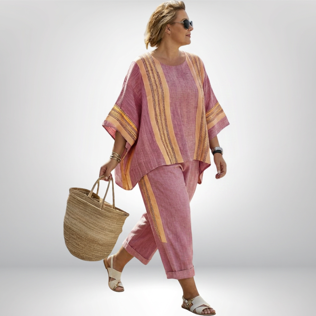 Daisy | Boho Striped Set - Plus size model